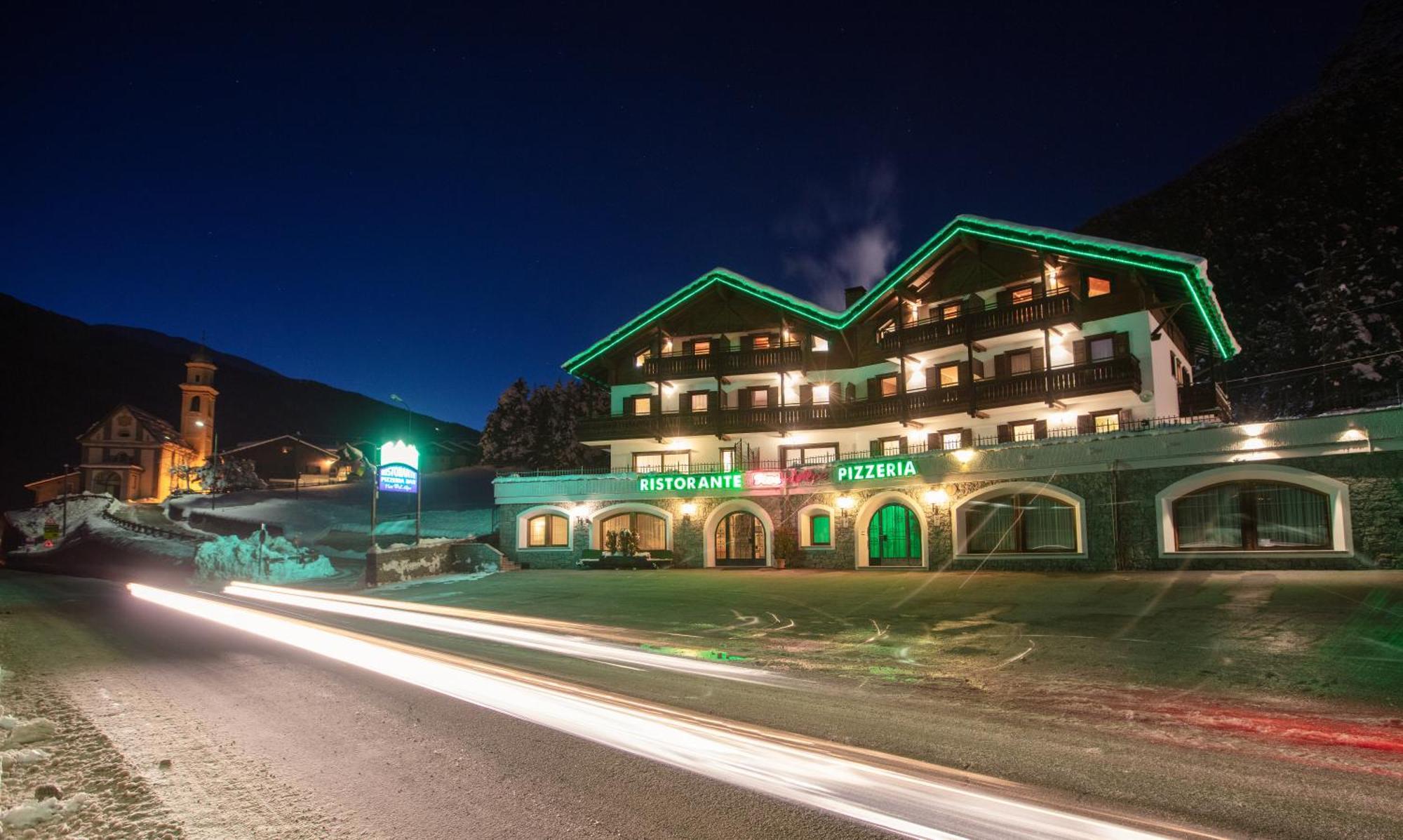 Aparthotel Fior D'alpe 2*